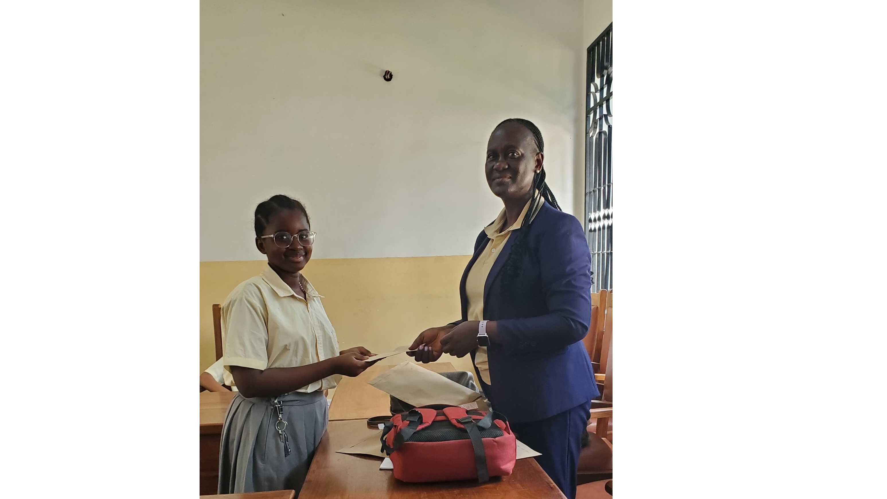 Zoezi la zawadi la shindano la Insha